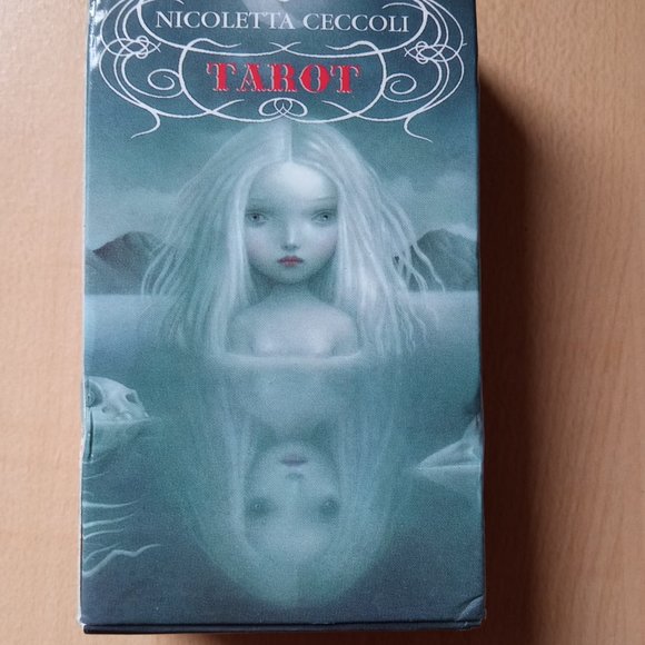 Tarot Deck Nicoletta Ceccoli - Picture 4 of 4